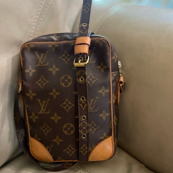 SOLD - Picture 2 of 11